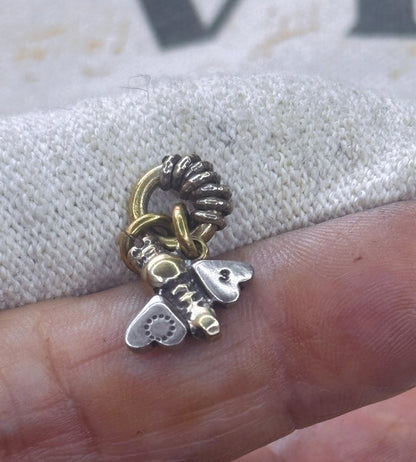QueenBee #3 con cadena