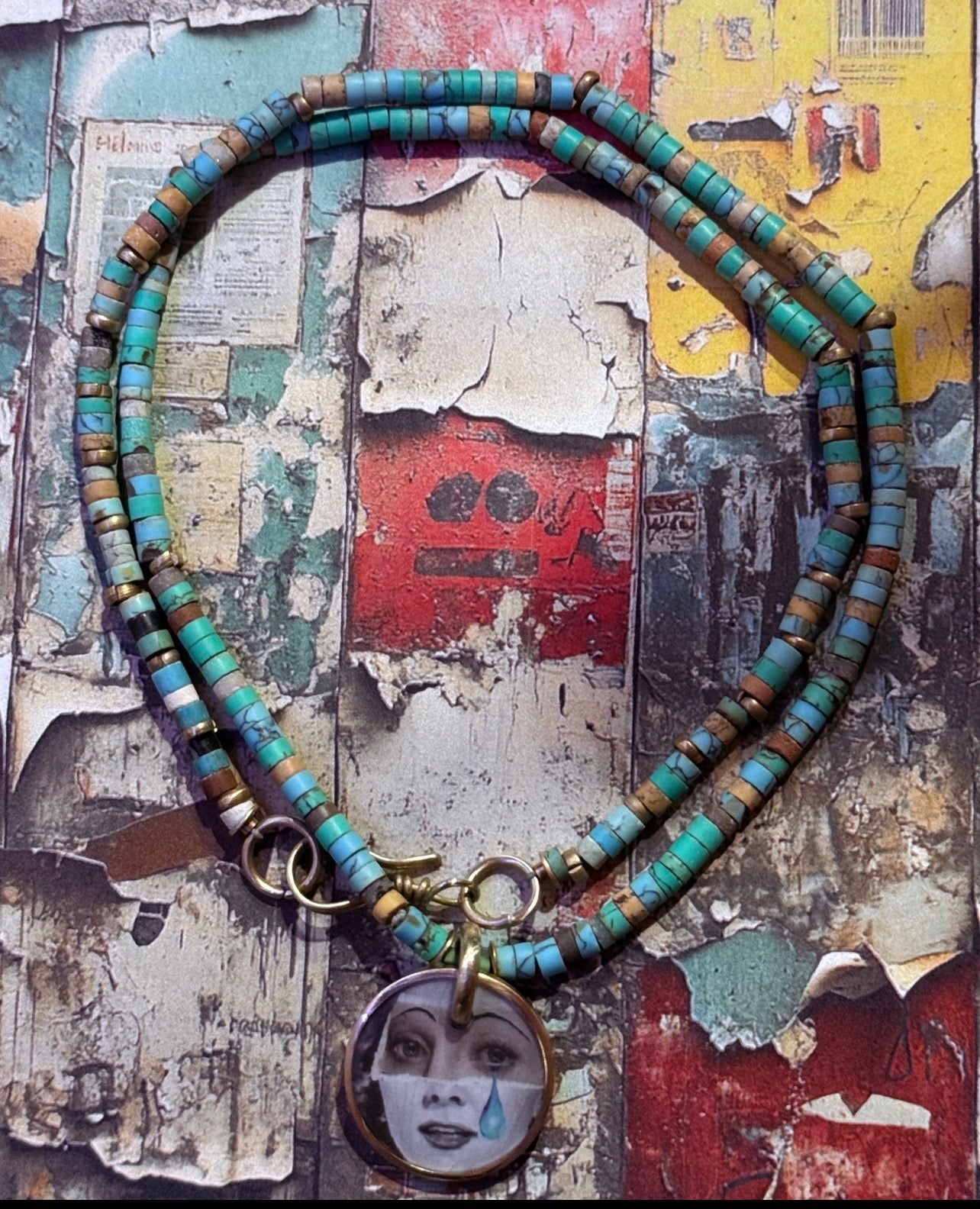 Eye Charm-Collar "you make me cry"