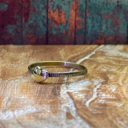 anillo con corazón en bronce