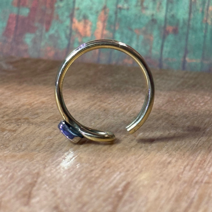 anillo con corazón en bronce